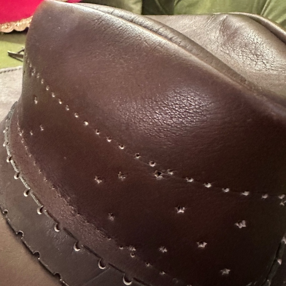 Woman Brown Leather Hat - Picture 2 of 6